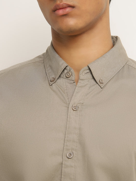 Nuon Dusty Olive Solid Slim-Fit Cotton Shirt