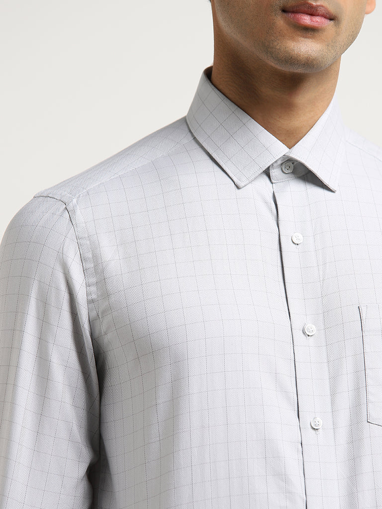 WES Formals Light Grey Checkered Slim-Fit Cotton Shirt