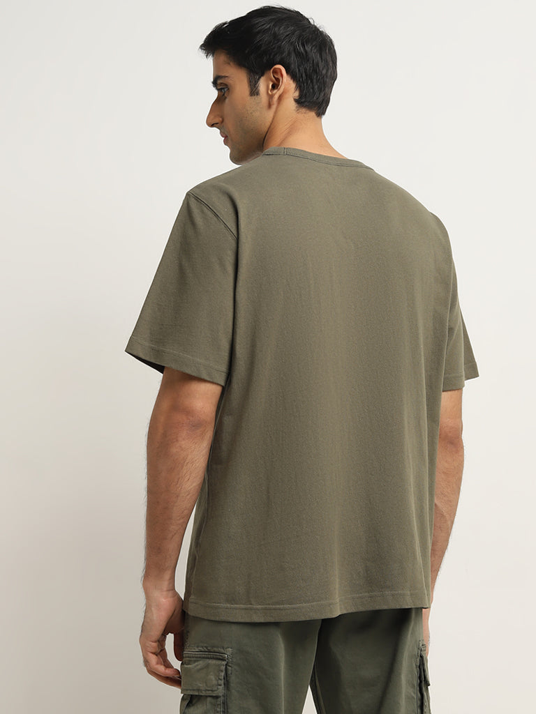 WES Casuals Olive Solid Relaxed-Fit Cotton T-Shirt