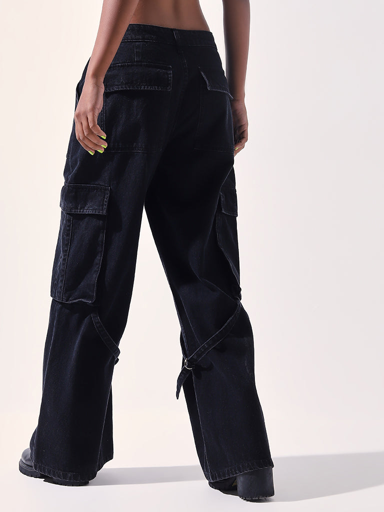 Nuon Black Relaxed - Fit Cargo-Style Mid - Rise Jeans