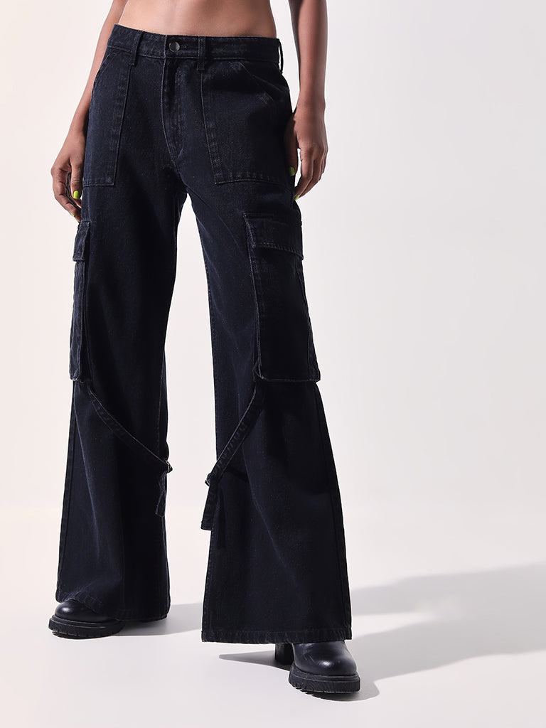 Nuon Black Relaxed - Fit Cargo-Style Mid - Rise Jeans