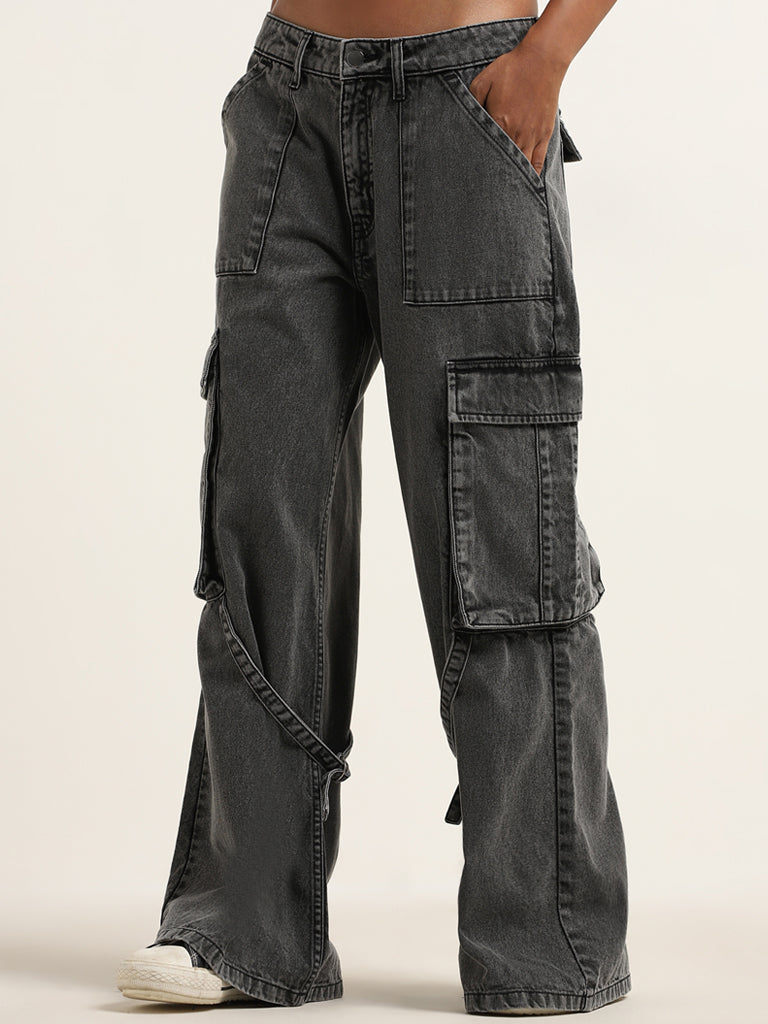 Nuon Dark Grey Relaxed - Fit Cargo-Style High - Rise Jeans