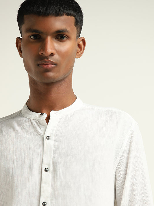 ETA White Crinkle Texture Resort-Fit Cotton Shirt