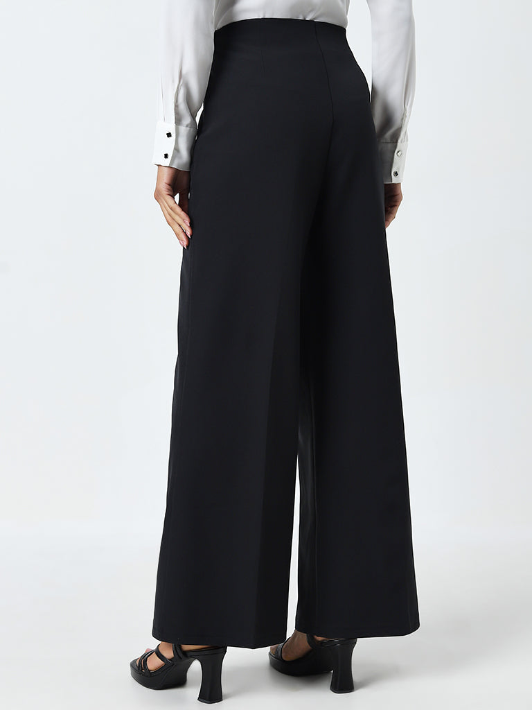 Wardrobe Black Solid High-Rise Trousers