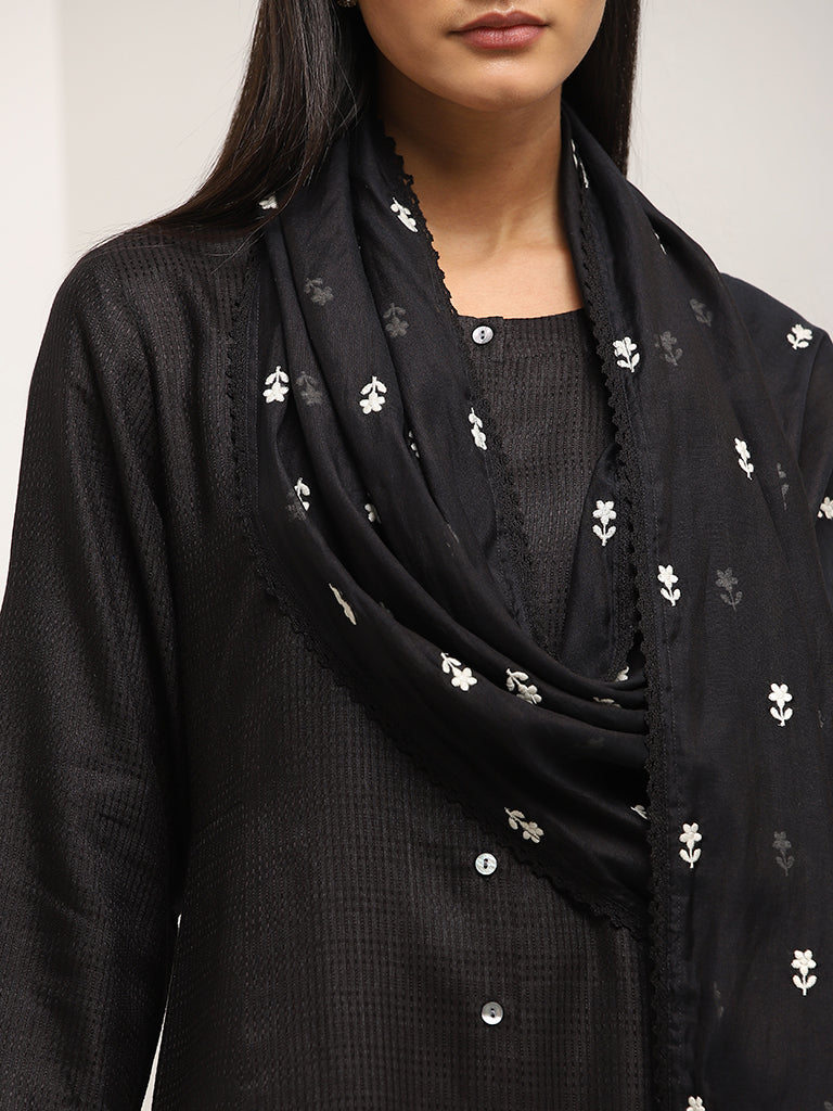 Zuba Black Floral Embroidered Dupatta