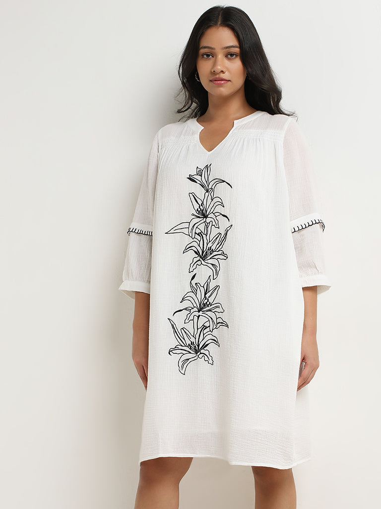 Gia White Crinkle Textured Embroidered Straight Cotton Dress