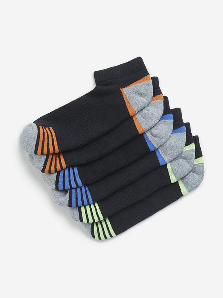 WES Lounge Black Striped Socks - Pack of 3