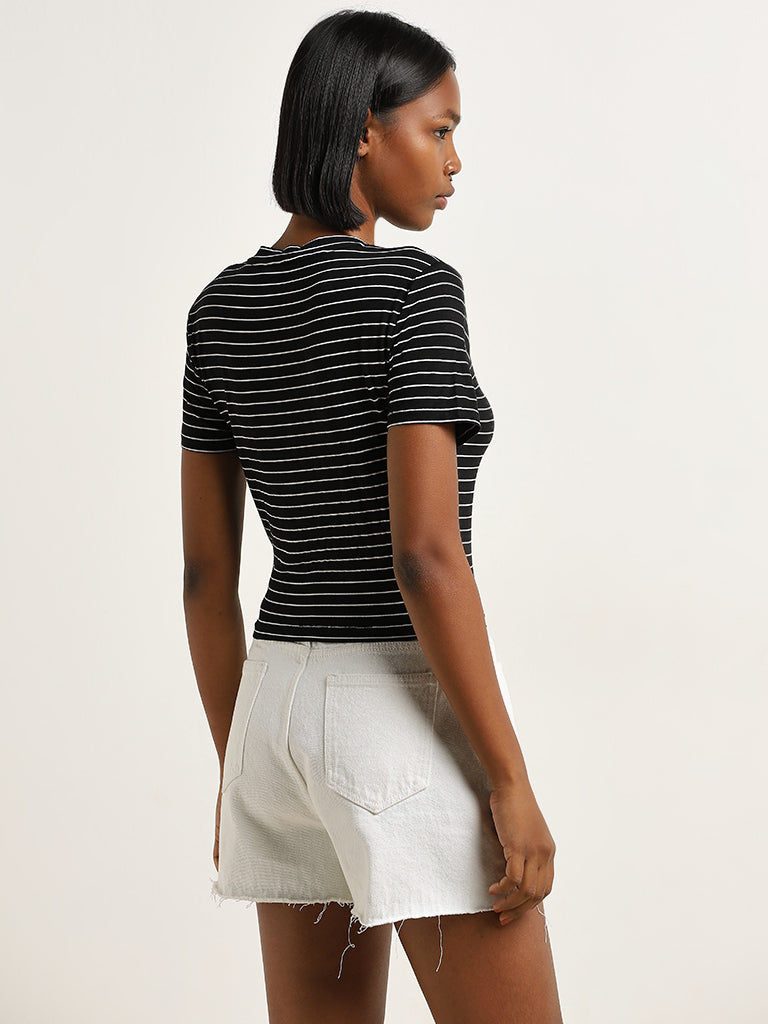 Nuon Black Striped T-Shirt