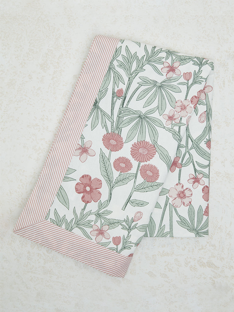 Westside Home Pink Daisy Table Cloth