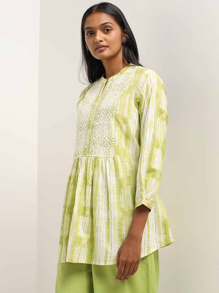 Utsa Green Abstract Printed A-Line Cotton Kurti