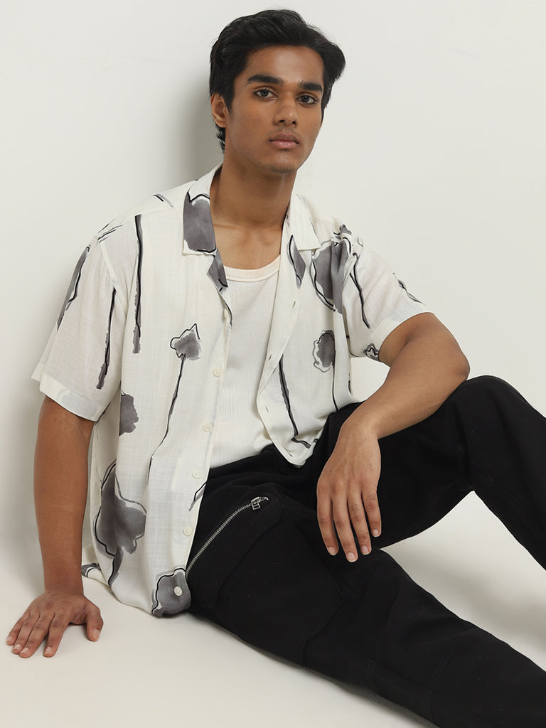 Nuon Off-White Floral Printed Relaxed-Fit Shirt