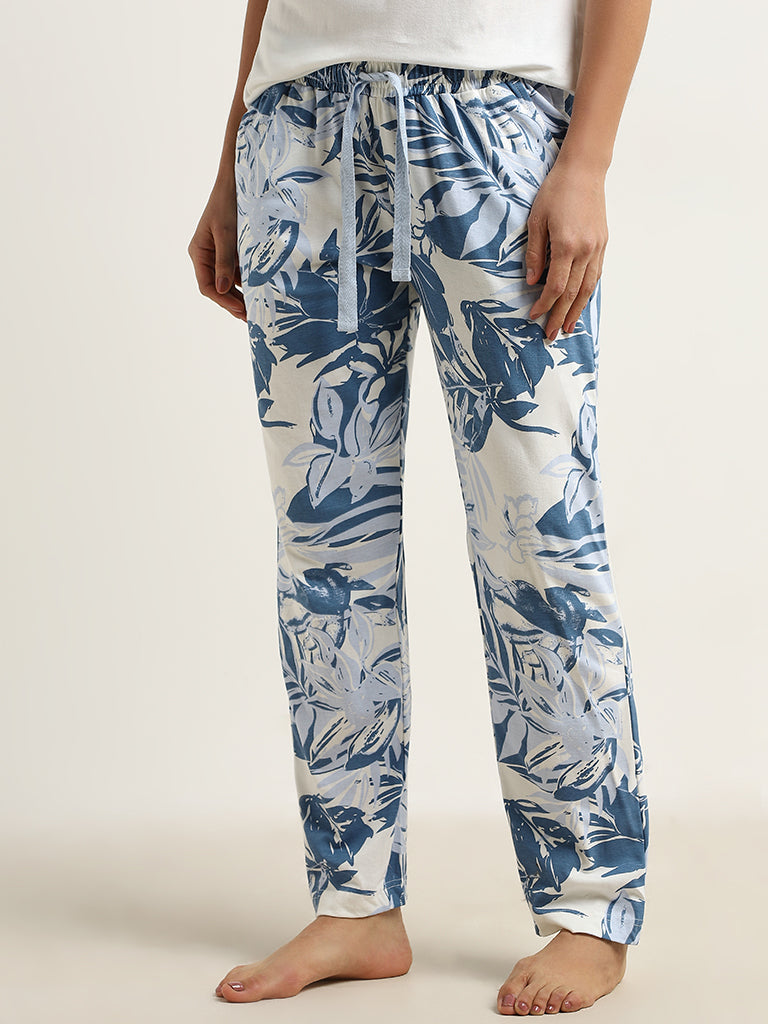 Wunderlove Blue Leaf Printed Mid-Rise Cotton Pyjamas