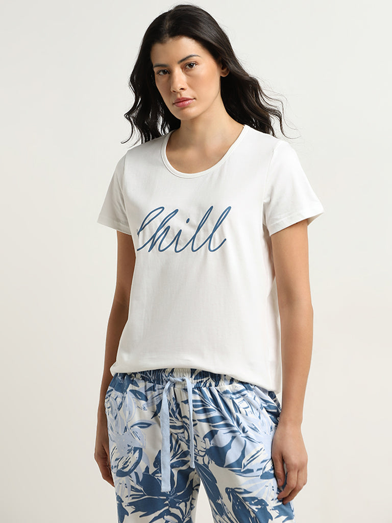 Wunderlove White Text Design Cotton T-Shirt