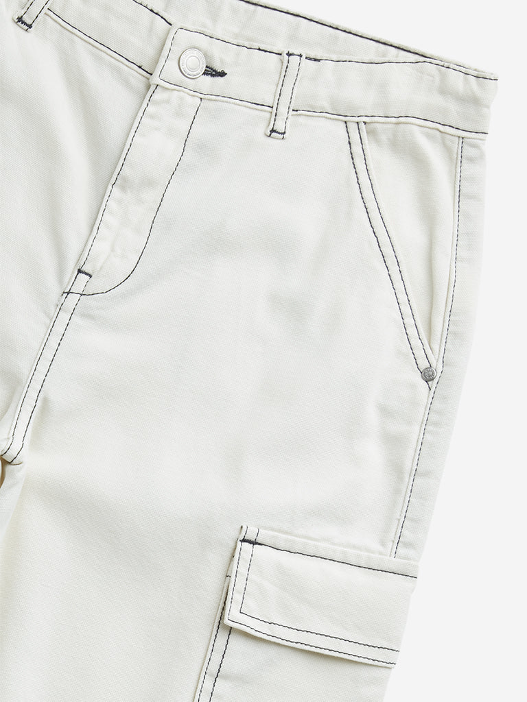 Y&F Kids Off-White Cargo-Style Mid-Rise Cotton Trousers