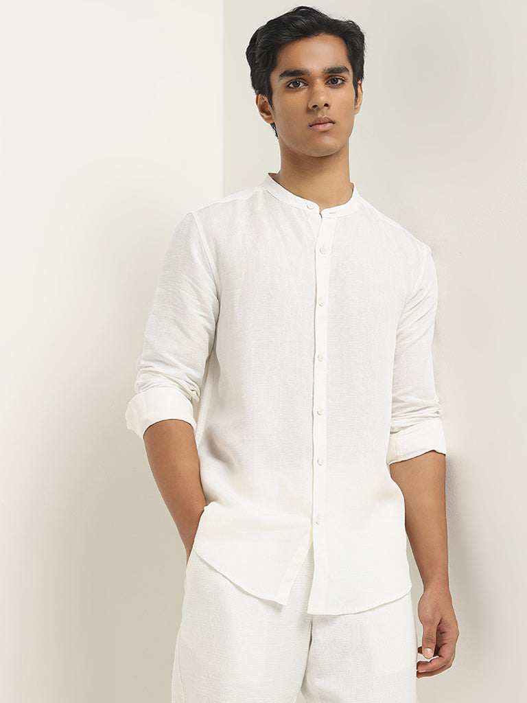 ETA White Solid Resort-Fit Cotton Shirt