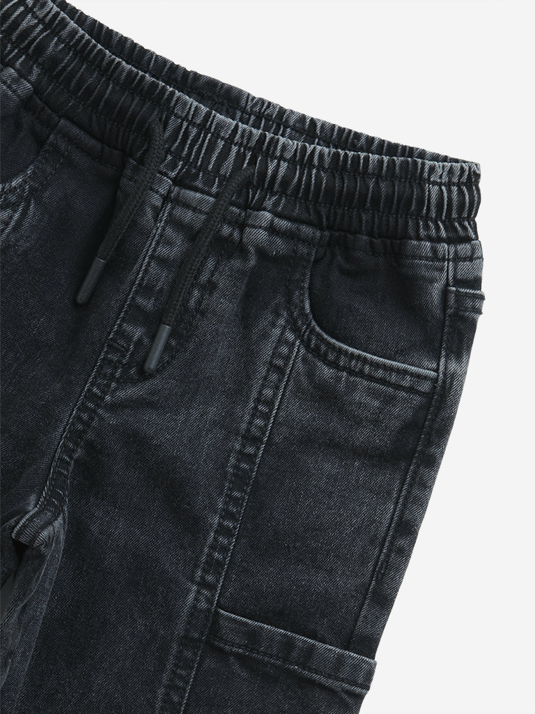 Buy HOP Kids Charcoal Cargo Style Mid Rise Denim Joggers from Westside