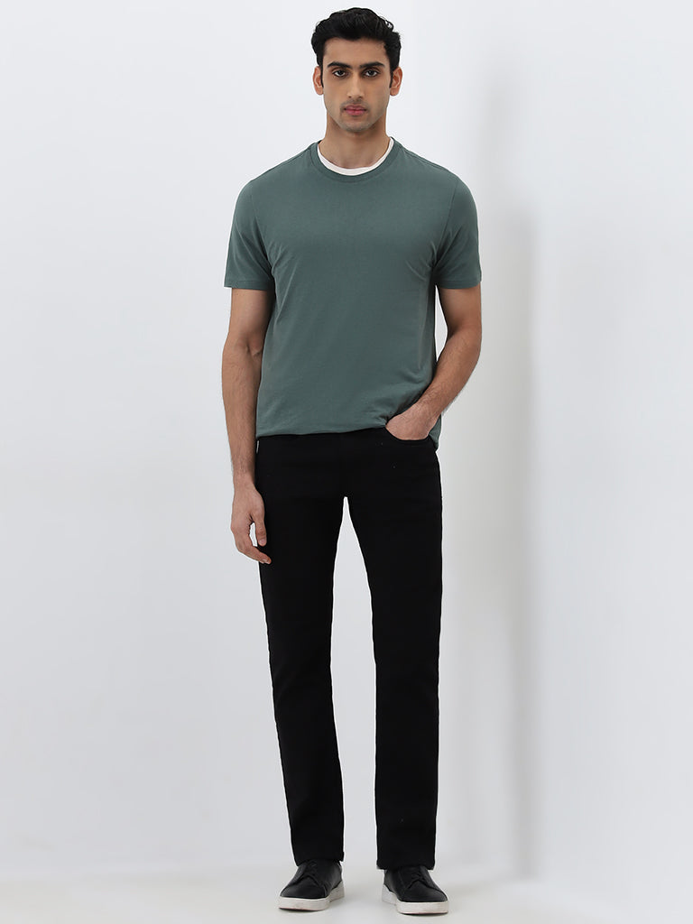 WES Casuals Green Solid Slim-Fit Cotton T-Shirt