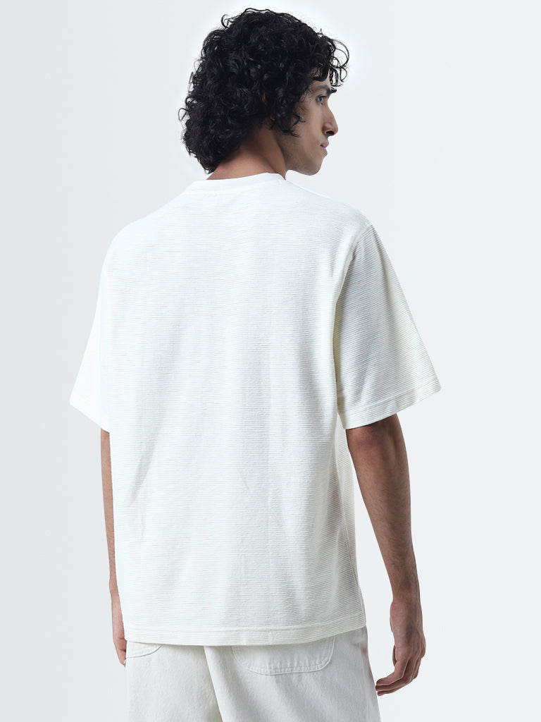 Nuon Off-White Text Design Relaxed-Fit Cotton T-Shirt