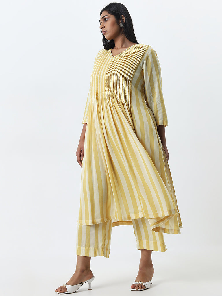 Diza Yellow Striped High-Rise Straight Cotton Pants