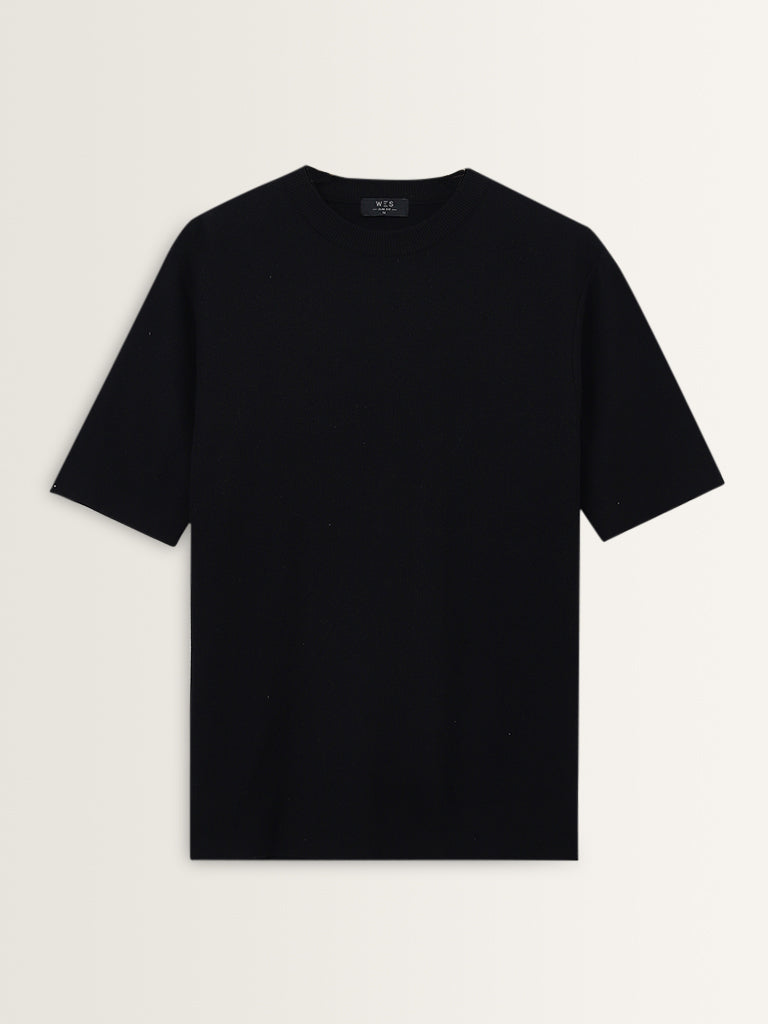 WES Formals Black Solid Slim-Fit T-Shirt