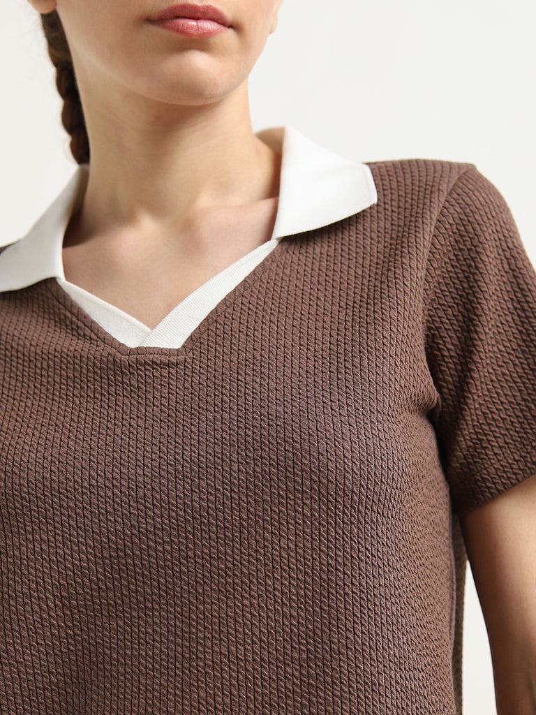 Studiofit Dark Brown Self-Textured Collared T-Shirt