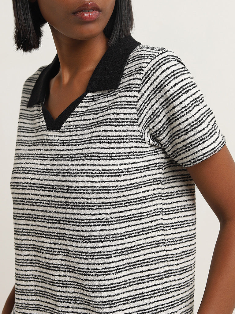 Studiofit Black & White Stripe Printed Cotton Blend T-Shirt