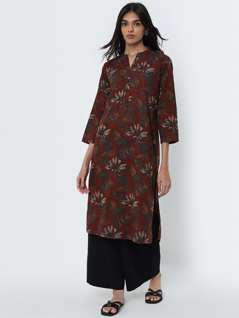 Utsa Maroon Floral Printed Straight Cotton Kurta