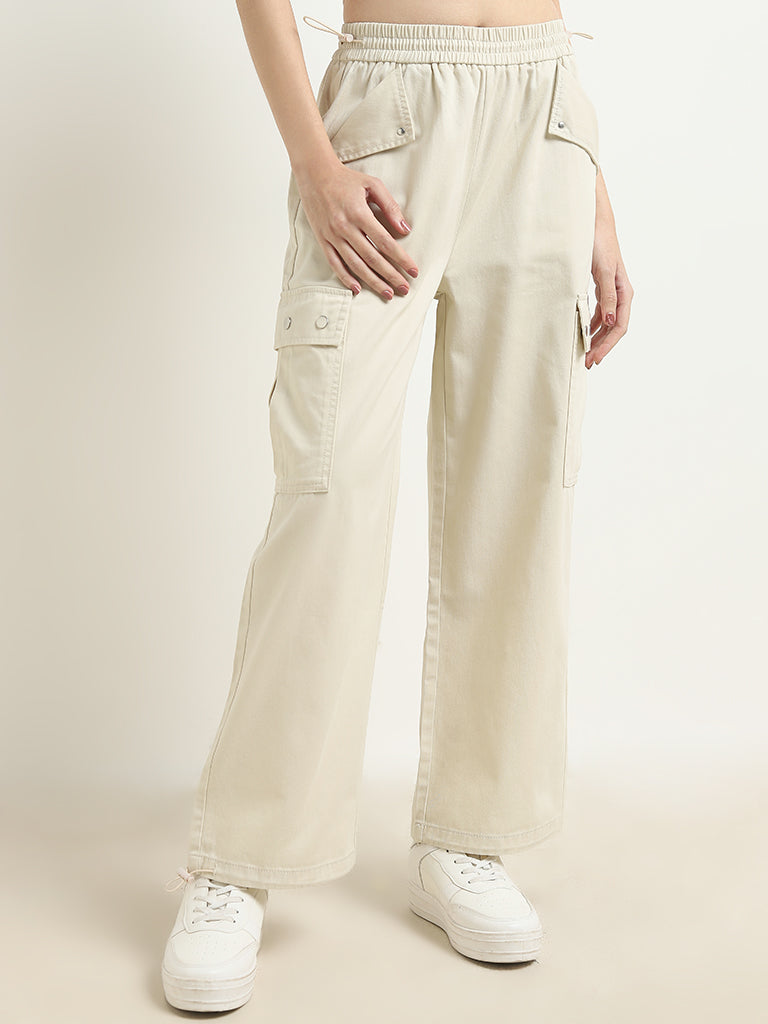 Nuon Beige Relaxed - Fit High - Rise Jeans