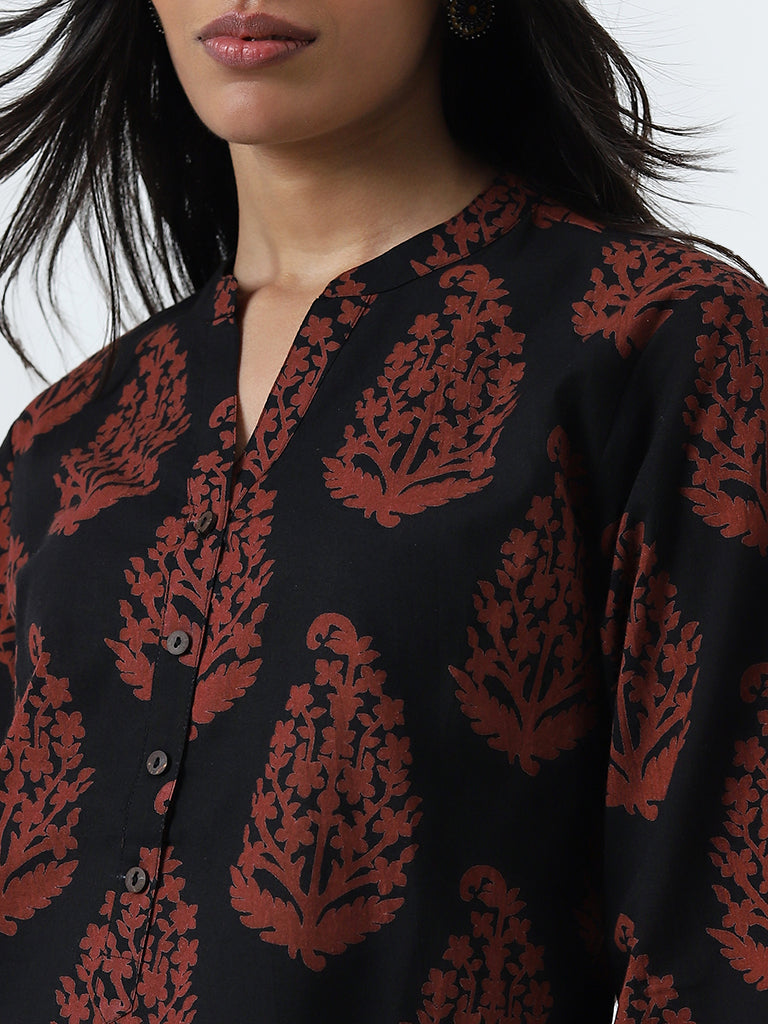 Utsa Black Butta Printed Straight Cotton Kurta