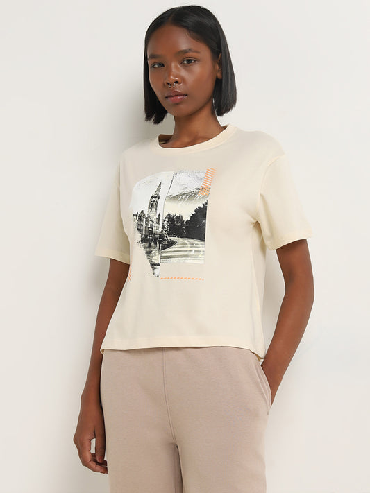Studiofit Light Beige Cityscape Design Cotton T-Shirt
