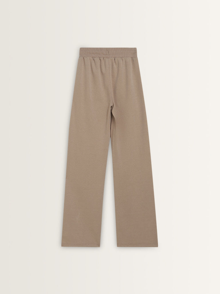 Studiofit Beige Solid Mid-Rise Track Pants