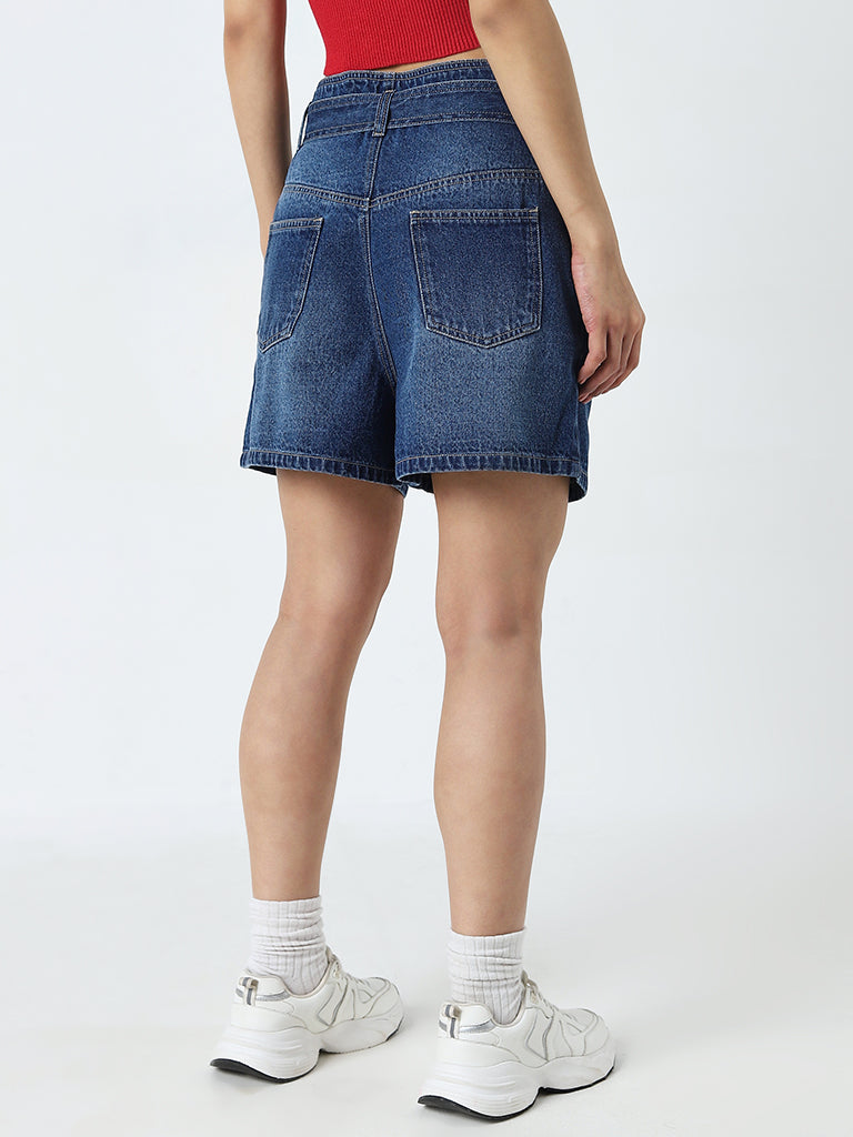 Nuon Dark Blue Mid-Rise Denim Shorts with Belt