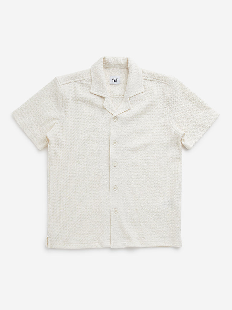 Y&F Kids Off-White Self-Textured Resort-Fit Shirt