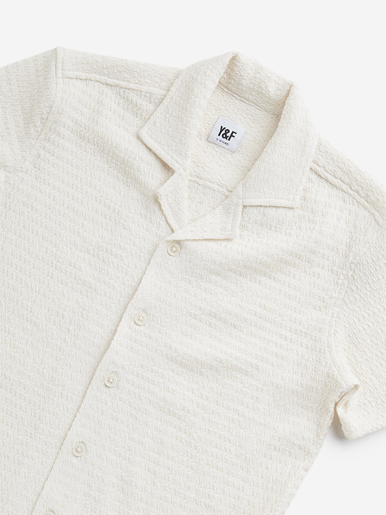 Y&F Kids Off-White Self-Textured Resort-Fit Shirt