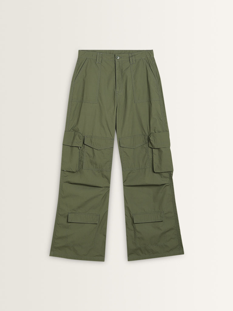 Nuon Olive Cargo-Style Wide Leg Fit Mid-Rise Trousers