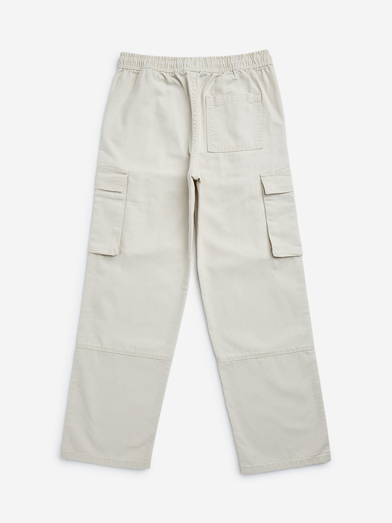 Y&F Kids Off-White Cargo-Style Mid-Rise Cotton Trousers