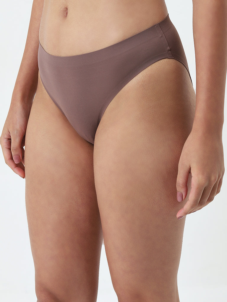 Wunderlove Brown Seam-Free Hi-Leg Brief