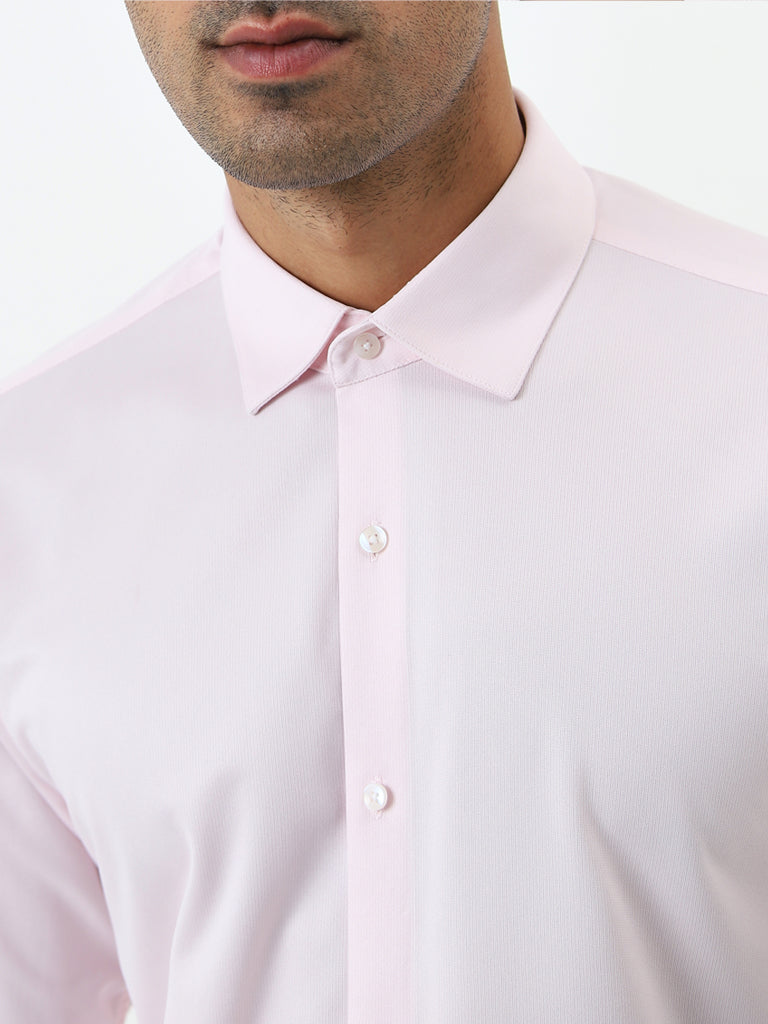 WES Formals Light Pink Solid Slim-Fit Shirt