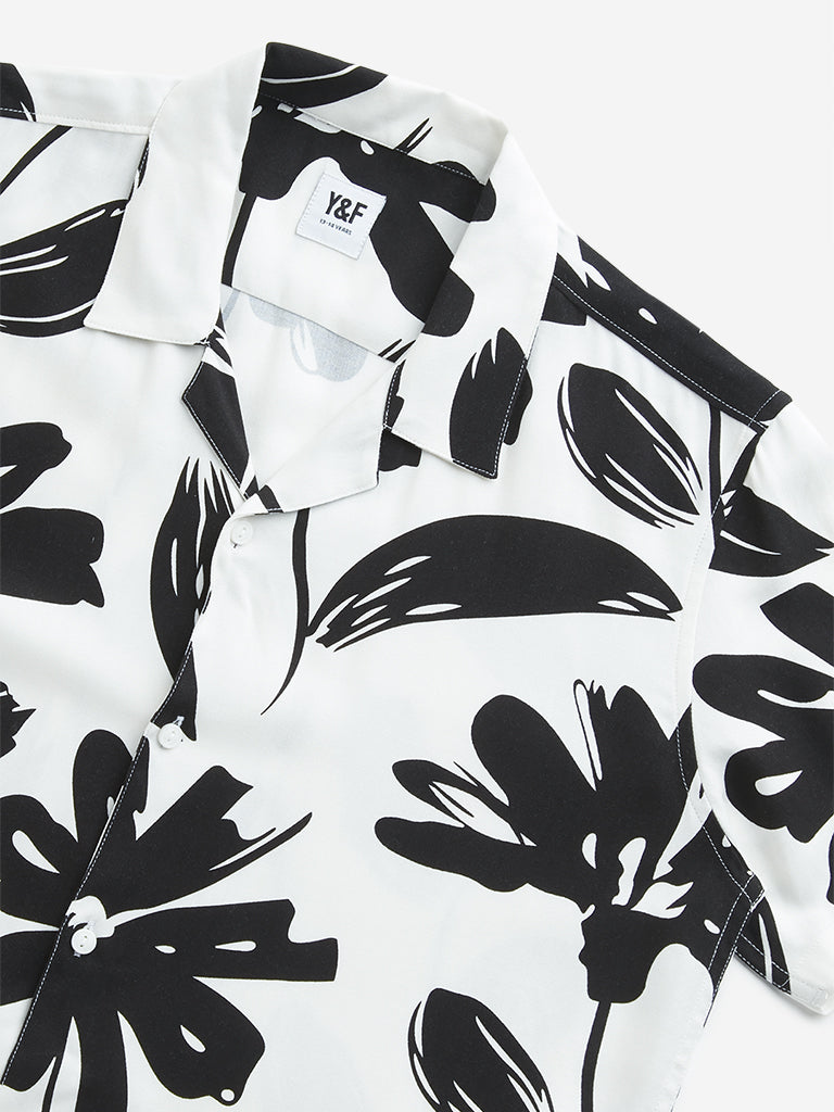 Y&F Kids Black & White Floral Resort-Fit Shirt