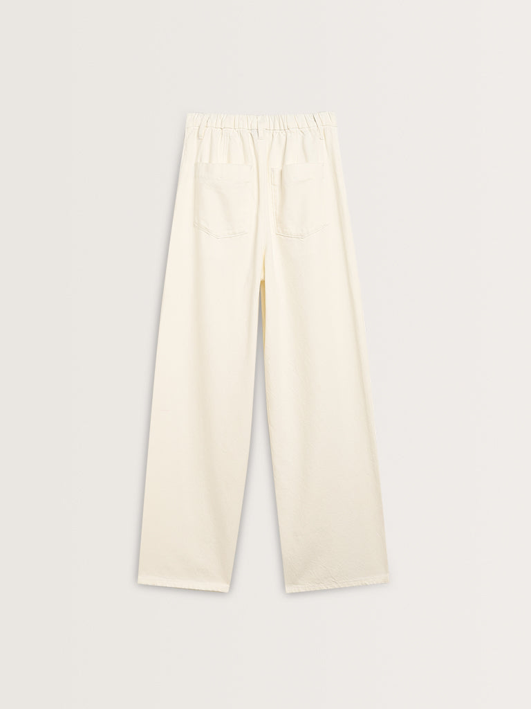 LOV Off-White Relaxed - Fit High - Rise Jeans