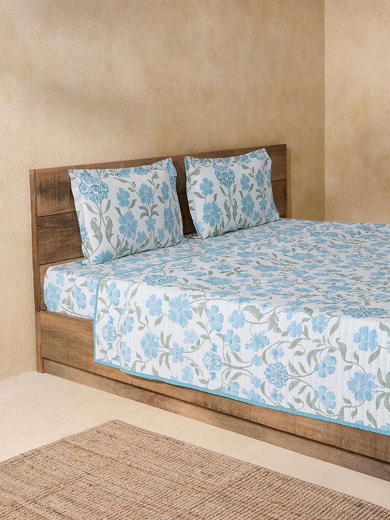 Westside Home Blue Floral Pattern Reversible Double Bed Comforter