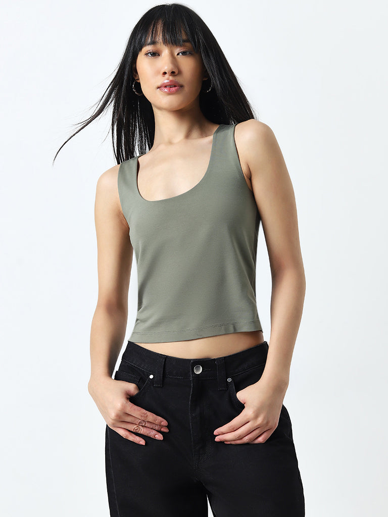 Nuon Olive Solid T-Shirt