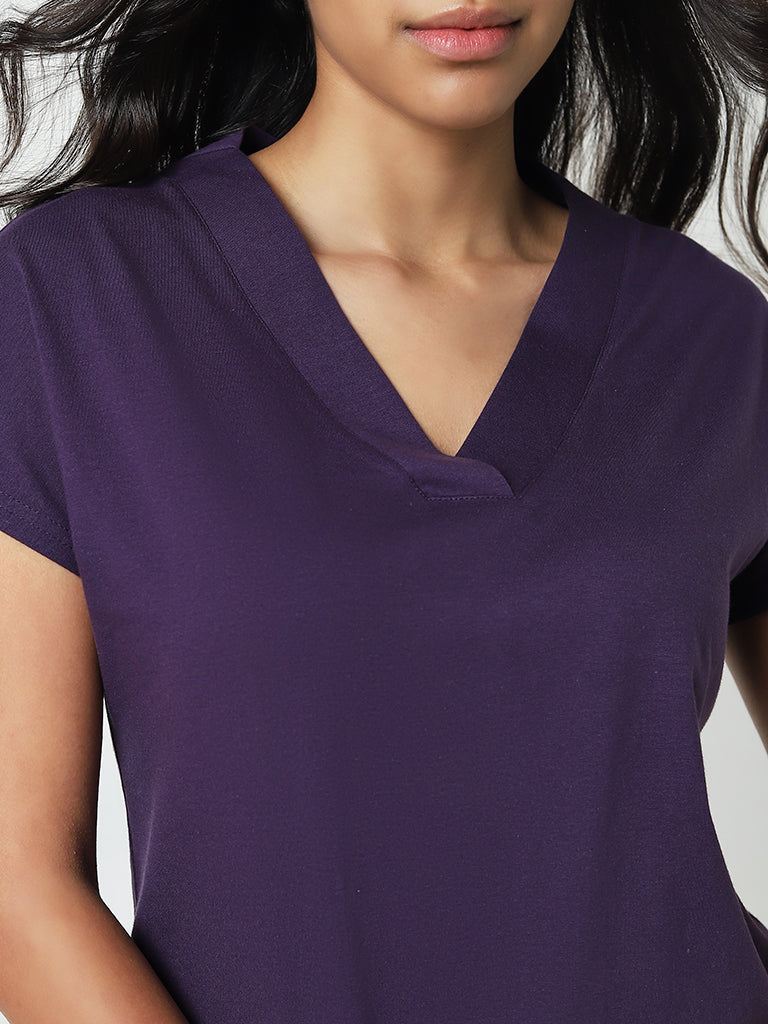 Wunderlove Solid Purple V-Neck Cotton Top