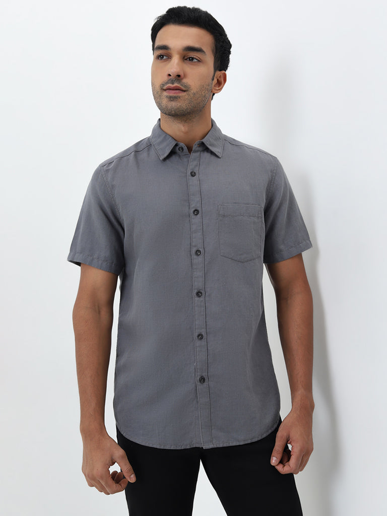 WES Casuals Dark Grey Solid Slim-Fit Shirt