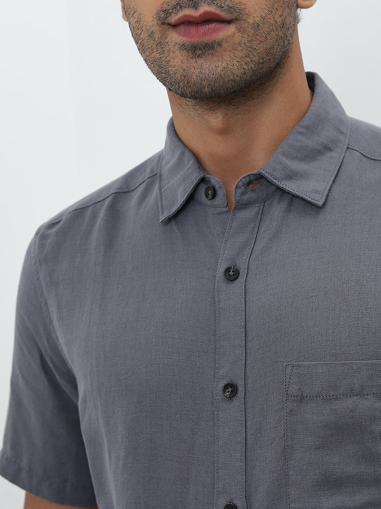 WES Casuals Dark Grey Solid Slim-Fit Shirt