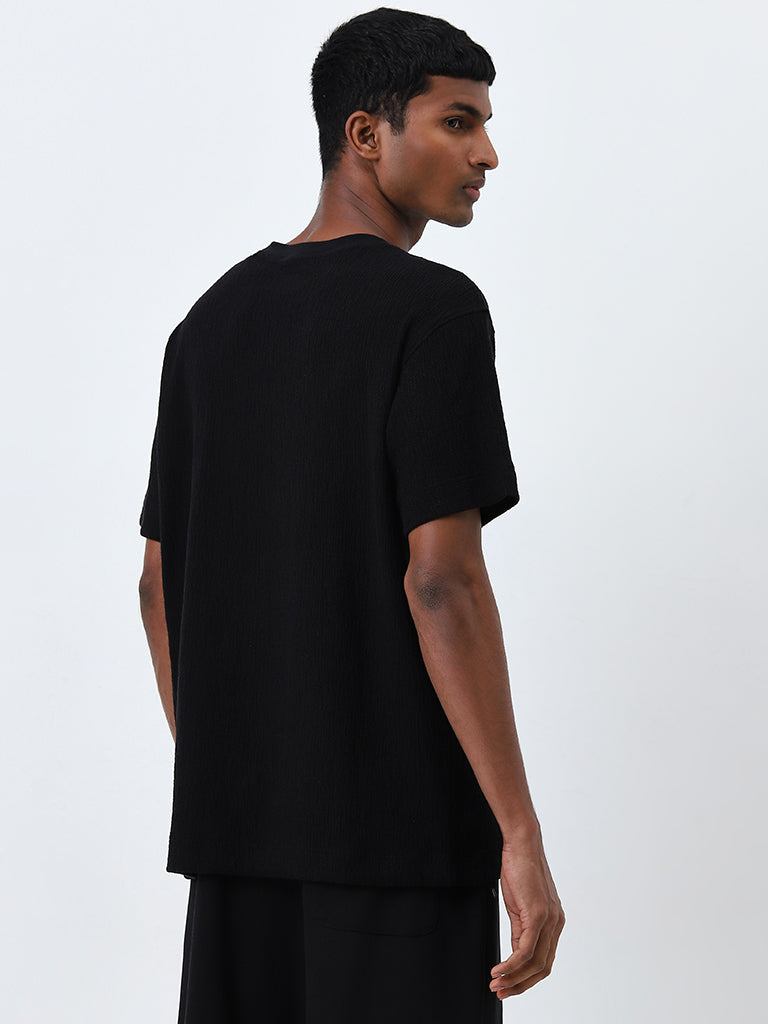 Studiofit Black Textured Relaxed-Fit T-Shirt