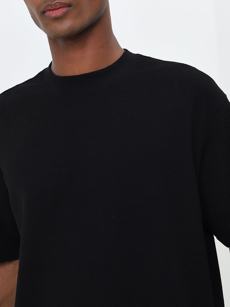 Studiofit Black Textured Relaxed-Fit T-Shirt