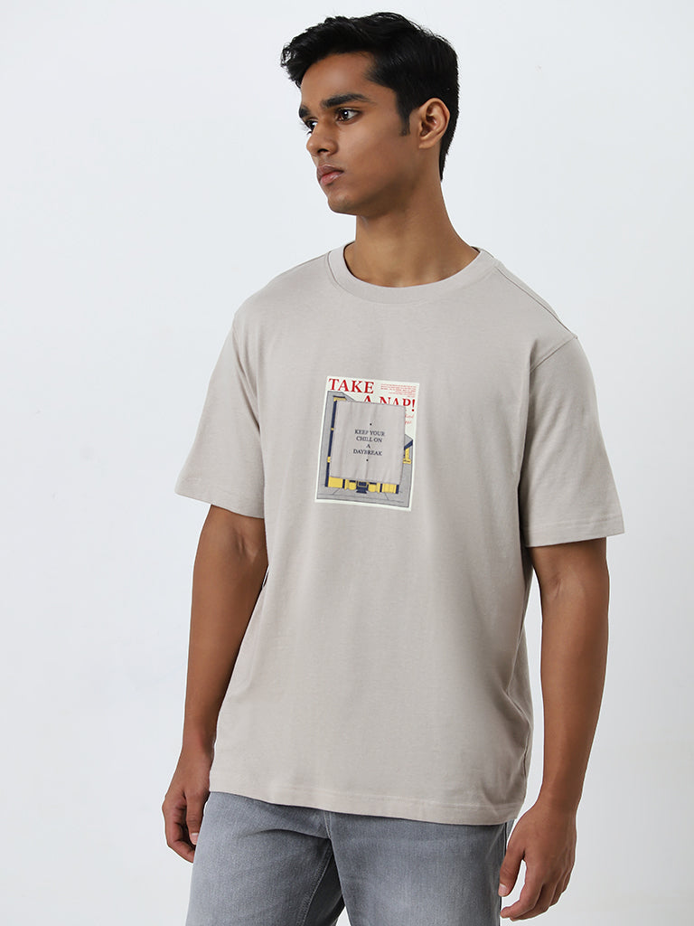 Nuon Light Grey Graphic Printed Relaxed-Fit Cotton T-Shirt