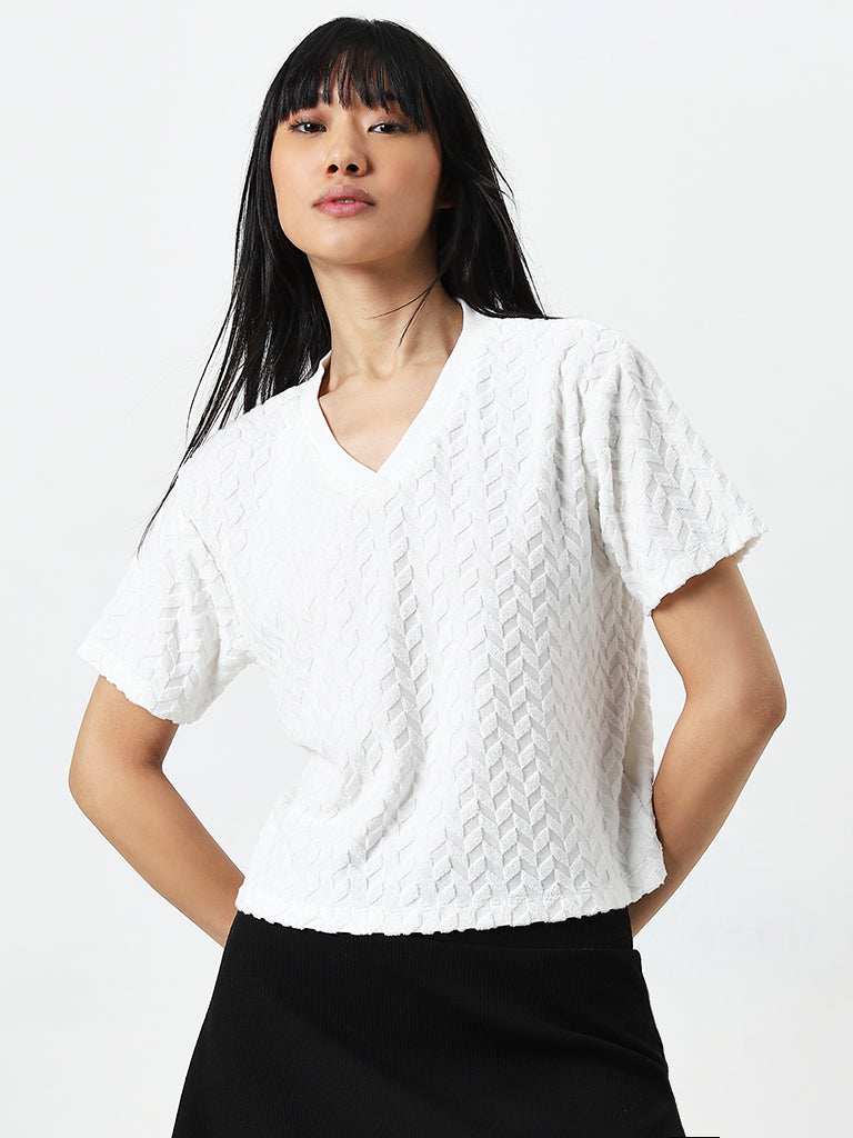 Studiofit White Self-Patterned Cotton Blend T-Shirt