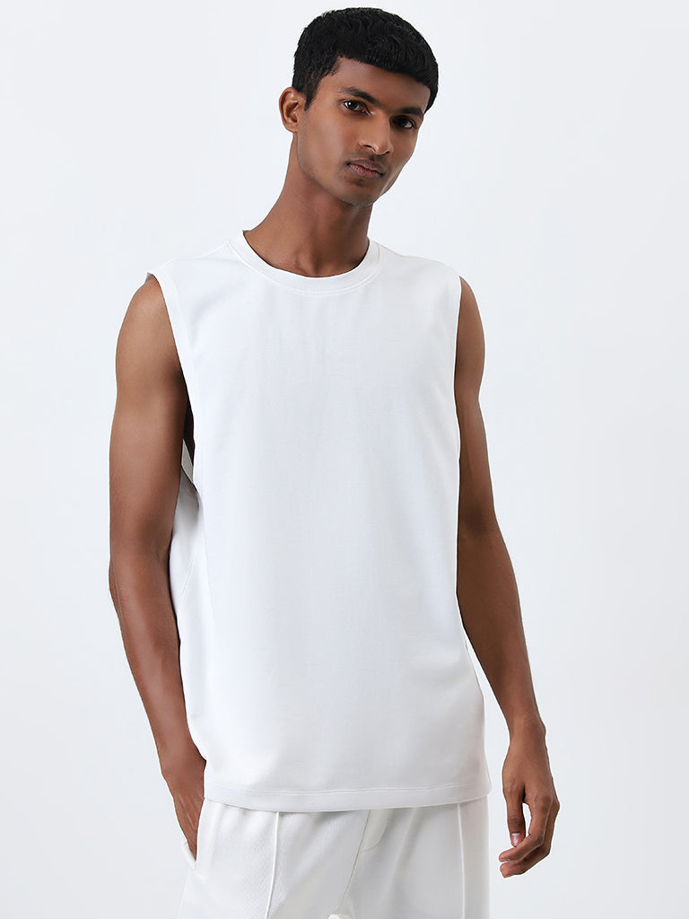 Studiofit White Solid Relaxed-Fit T-Shirt